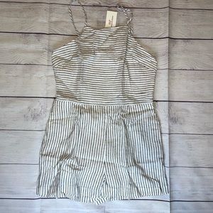 NWT Vineyard Vines Striped Linen Romper